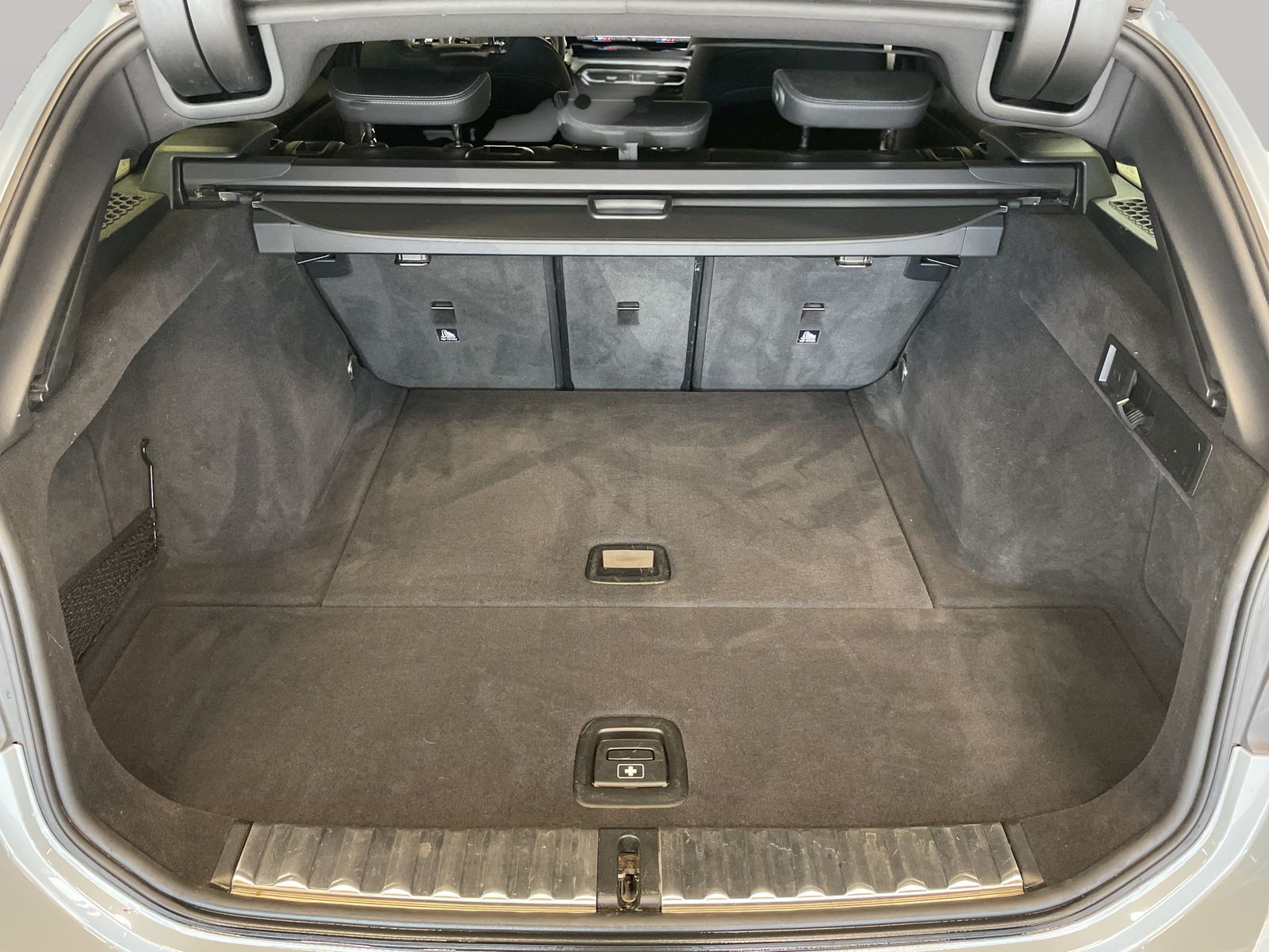 BMW 330d Touring M Sport LiveCockpitProf Kamera LED foto 13