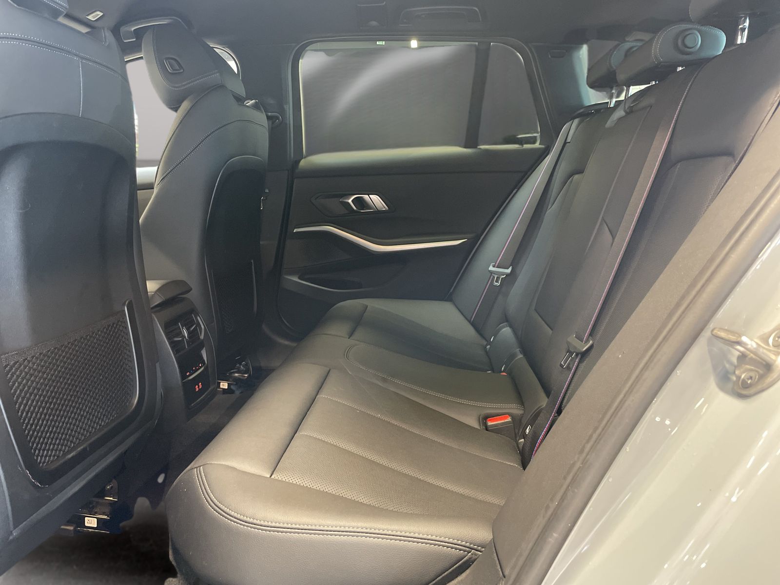 BMW 330d Touring M Sport LiveCockpitProf Kamera LED foto 10