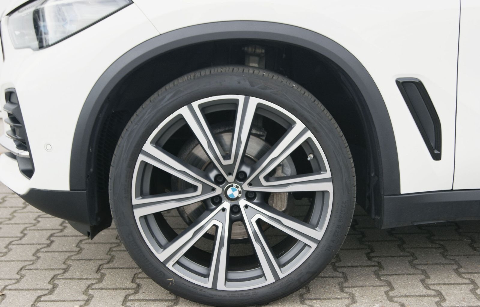 BMW X5 xDrive25d LASER*HUD*AHK*LHZ*22"*ACC*PARK-PLUS foto 11