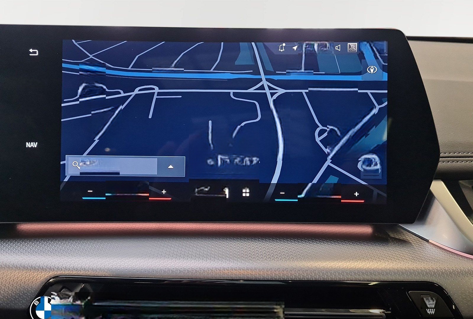 BMW X1 sDrive18i M-Sport Pro DAB LED Pano RFK Shz. u foto 12