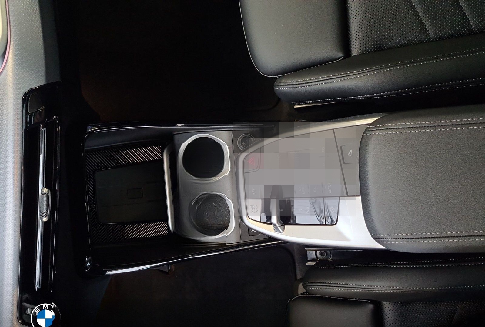 BMW X1 sDrive18i M-Sport Pro DAB LED Pano RFK Shz. u foto 17