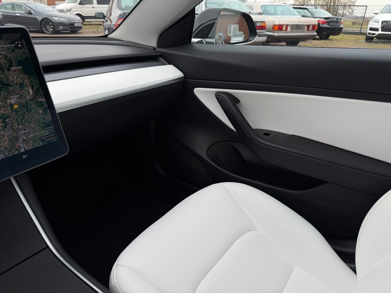 Tesla Model 3 Standard Plus 1.Hand AHK Leder Weiß foto 24