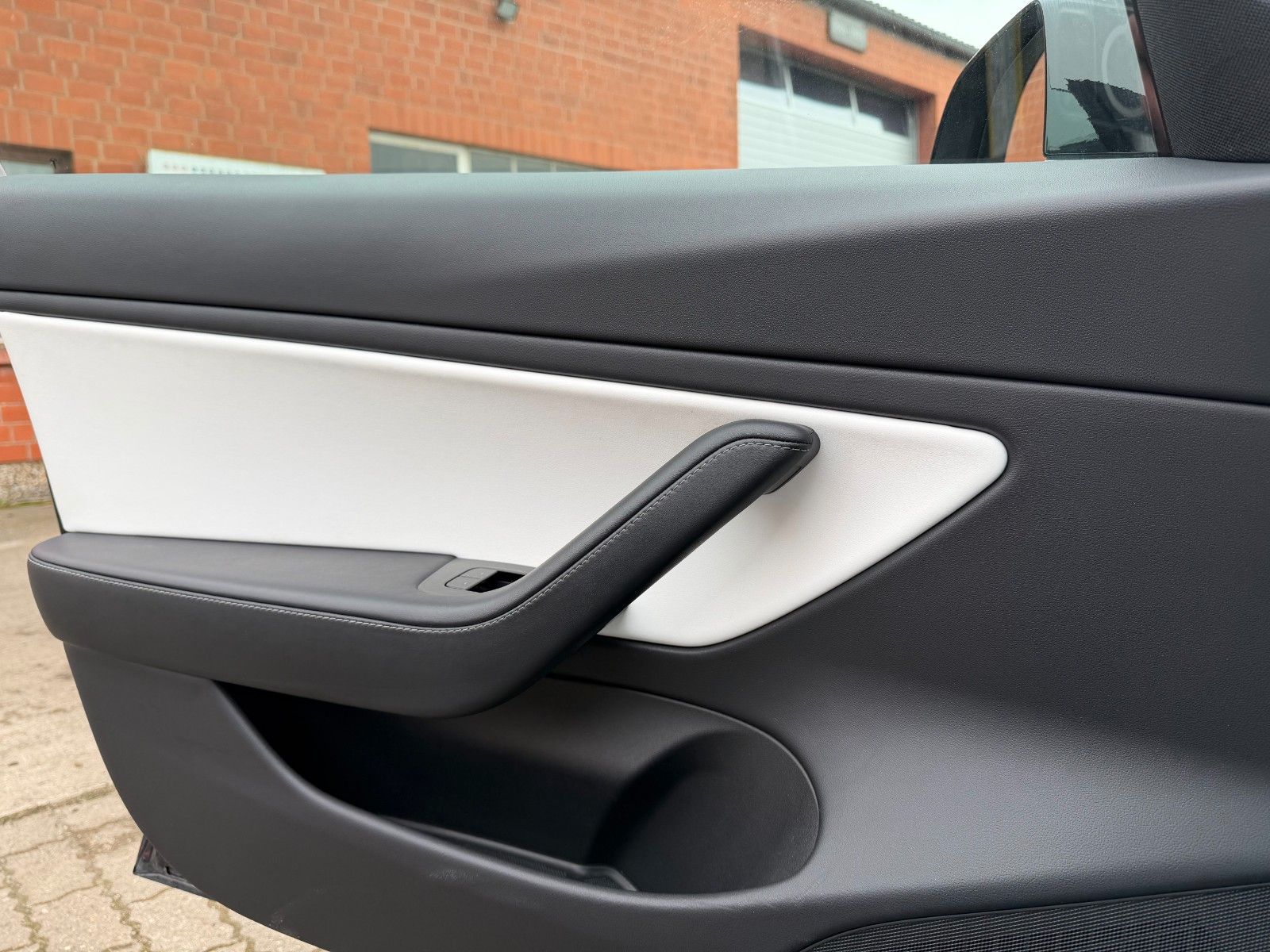 Tesla Model 3 Standard Plus 1.Hand AHK Leder Weiß foto 25