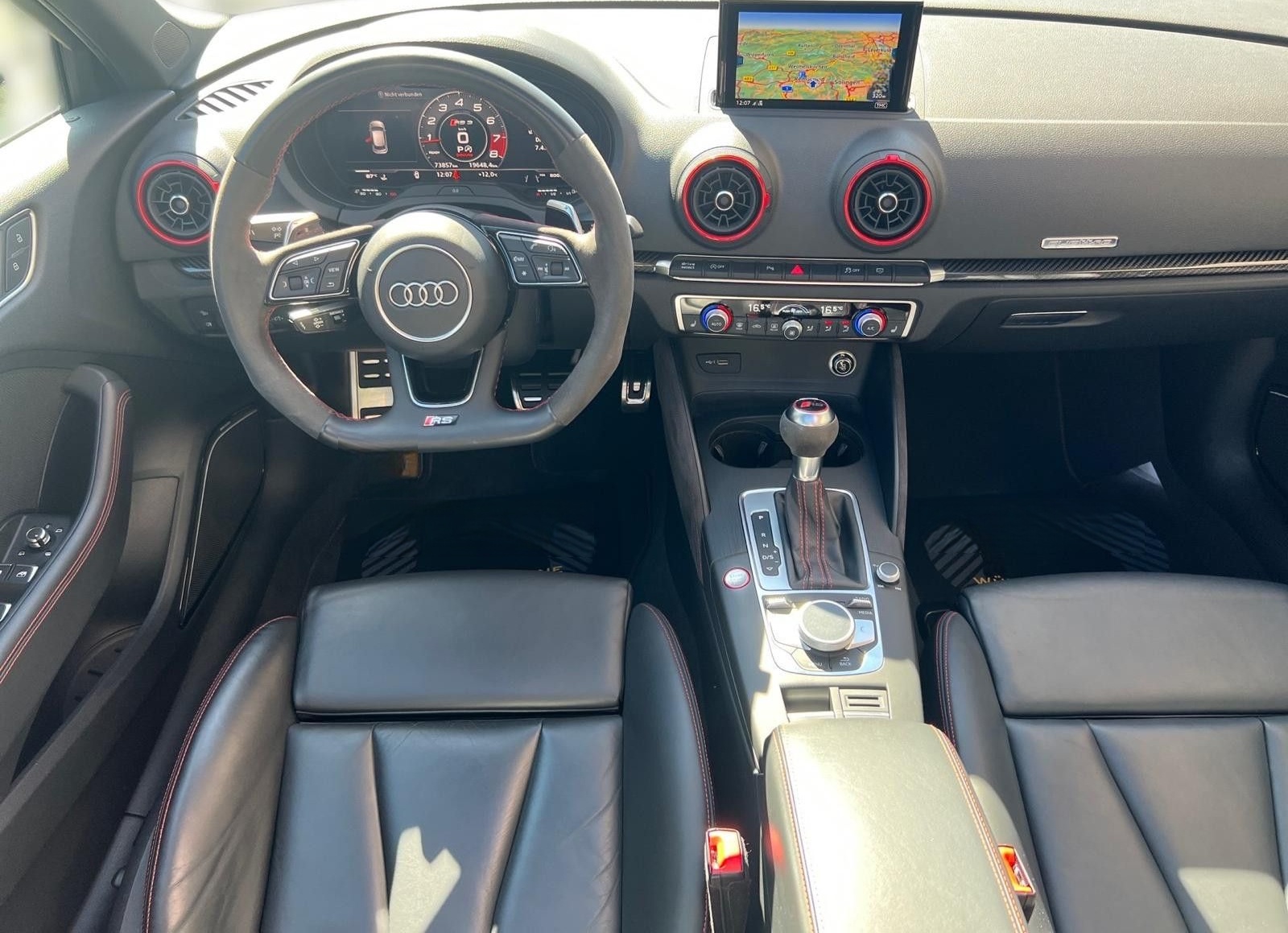 Audi RS3 2.5TFSI quattro*Pano*Virtual*Kamera*AbstTem foto 12