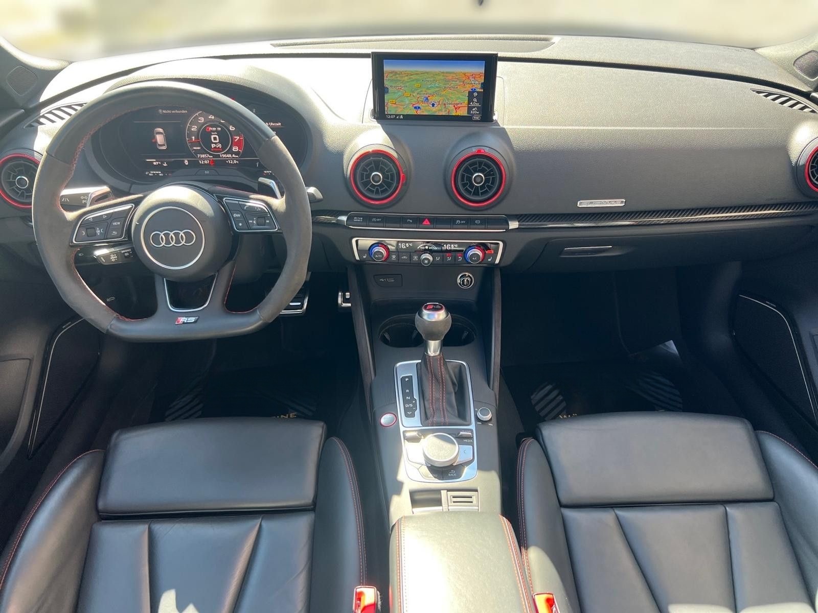 Audi RS3 2.5TFSI quattro*Pano*Virtual*Kamera*AbstTem foto 13