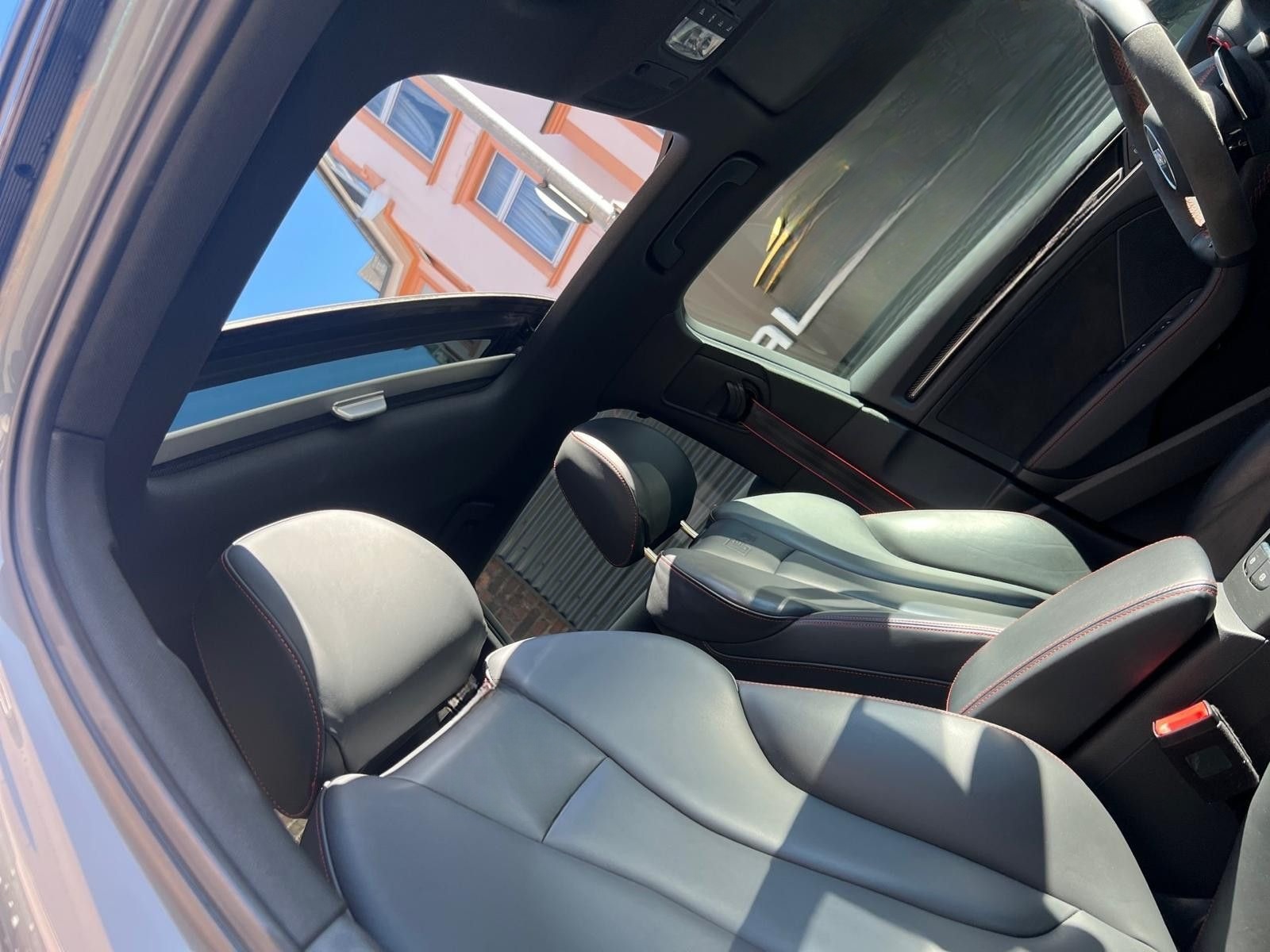 Audi RS3 2.5TFSI quattro*Pano*Virtual*Kamera*AbstTem foto 15