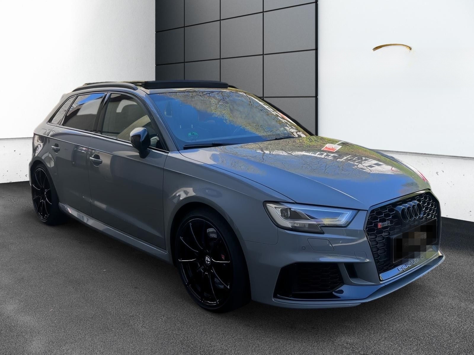 Audi RS3 2.5TFSI quattro*Pano*Virtual*Kamera*AbstTem foto 3