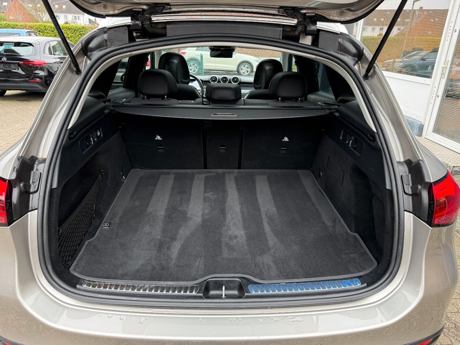 Mercedes-Benz GLC 220 d 4Matic Avantgarde Max Voll Pano foto 17