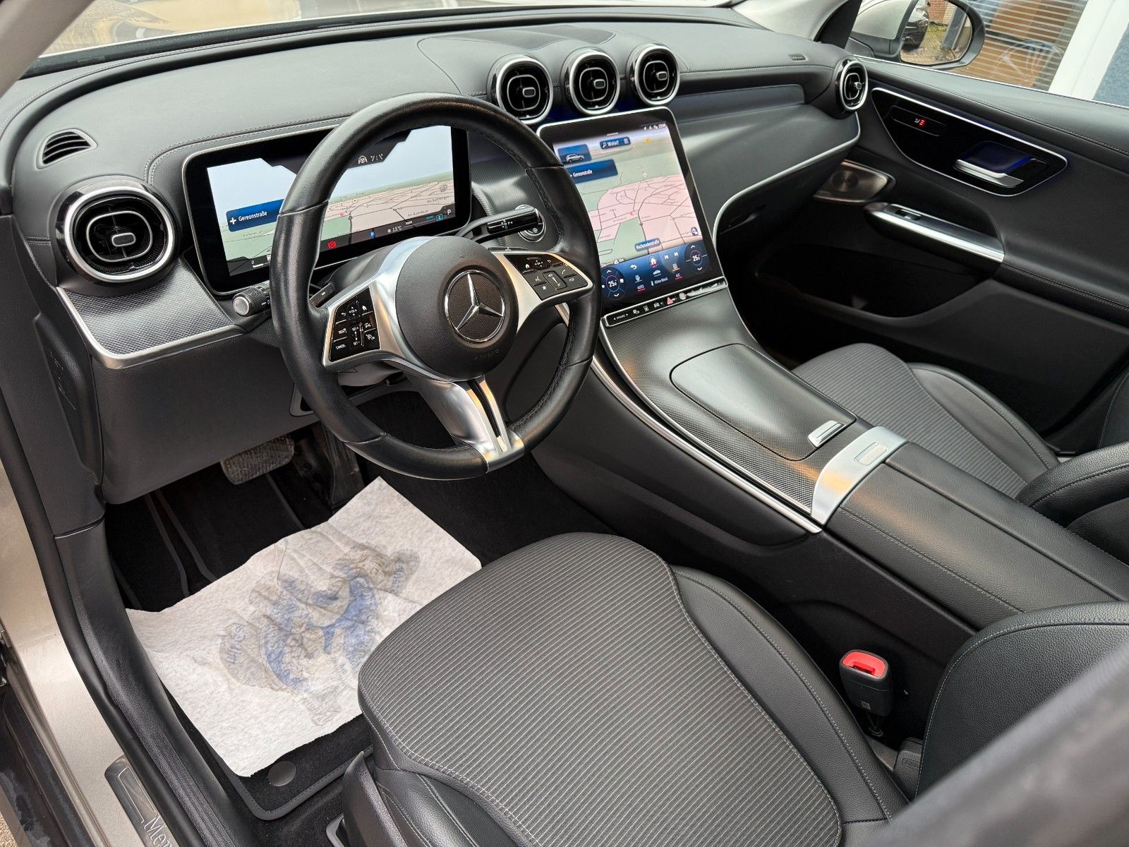 Mercedes-Benz GLC 220 d 4Matic Avantgarde Max Voll Pano foto 9
