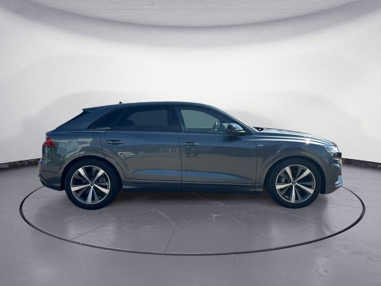 Audi Q8 50 TDI quattro S-Line B&O AirSuspension Matri foto 6