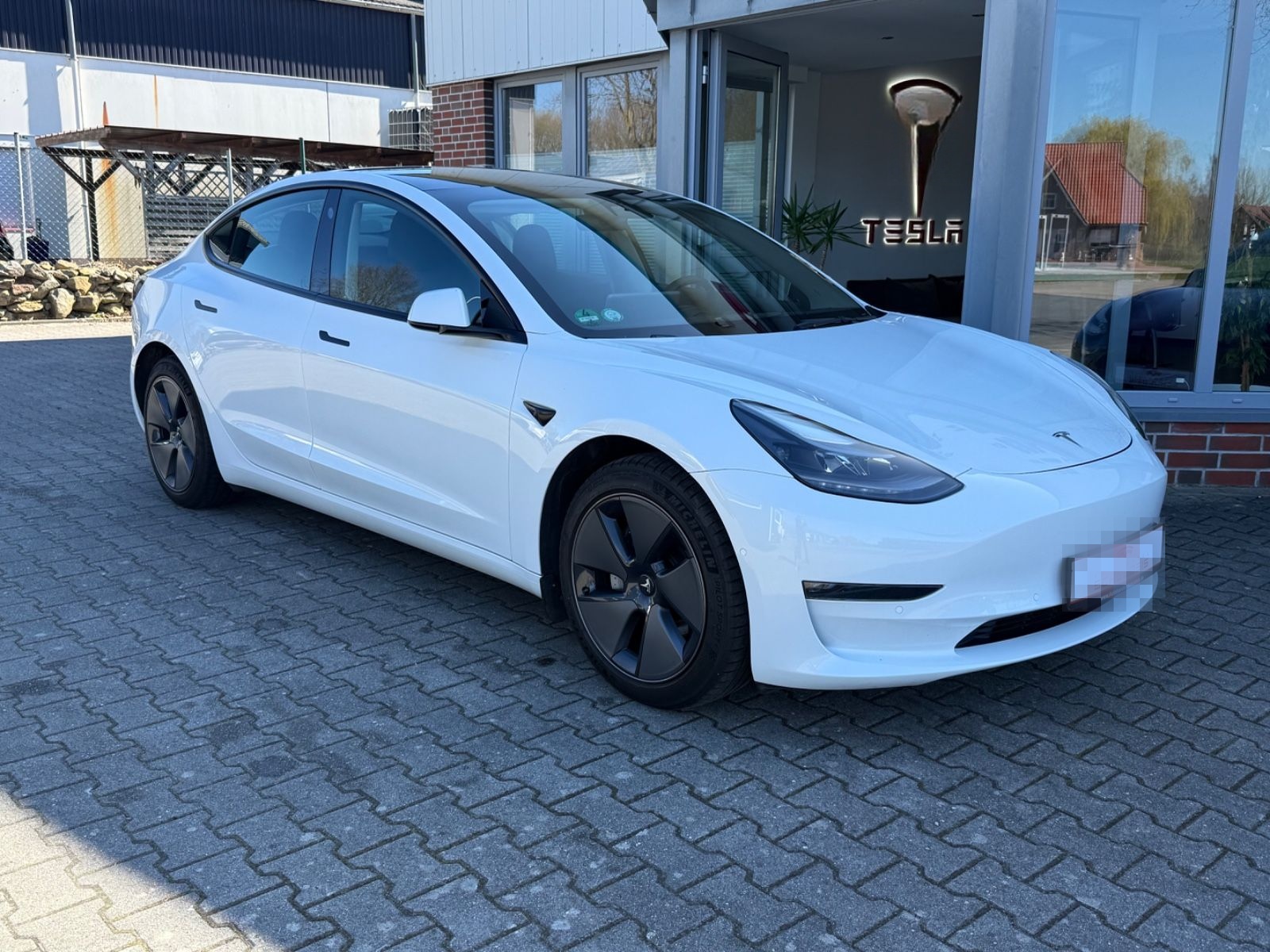 Tesla Model 3 Long-Range  Autopilot  AHK AWD foto 2