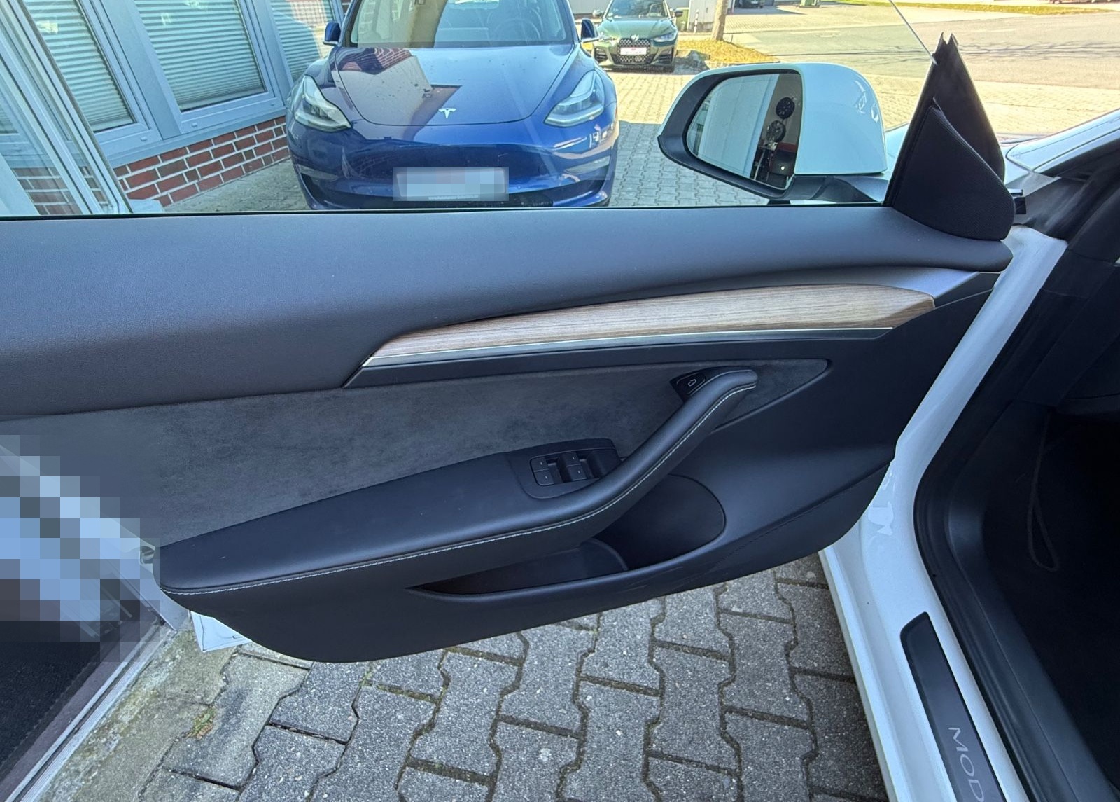Tesla Model 3 Long-Range  Autopilot  AHK AWD foto 13