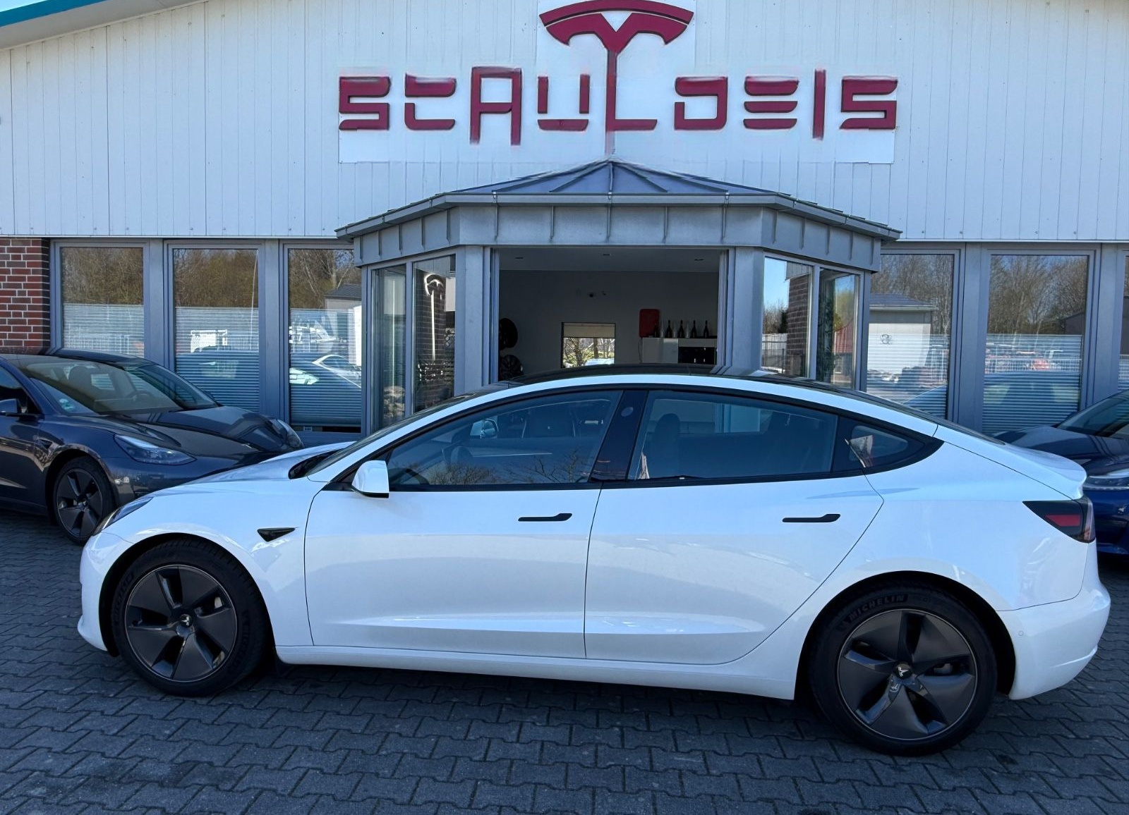 Tesla Model 3 Long-Range  Autopilot  AHK AWD foto 4