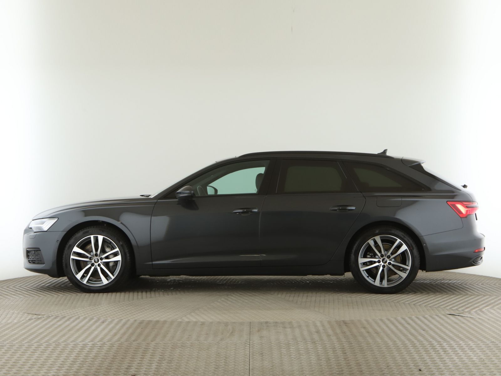 Audi A6 Avant 50 TFSIe quattro design HYBRID+Pano+AHK foto 3