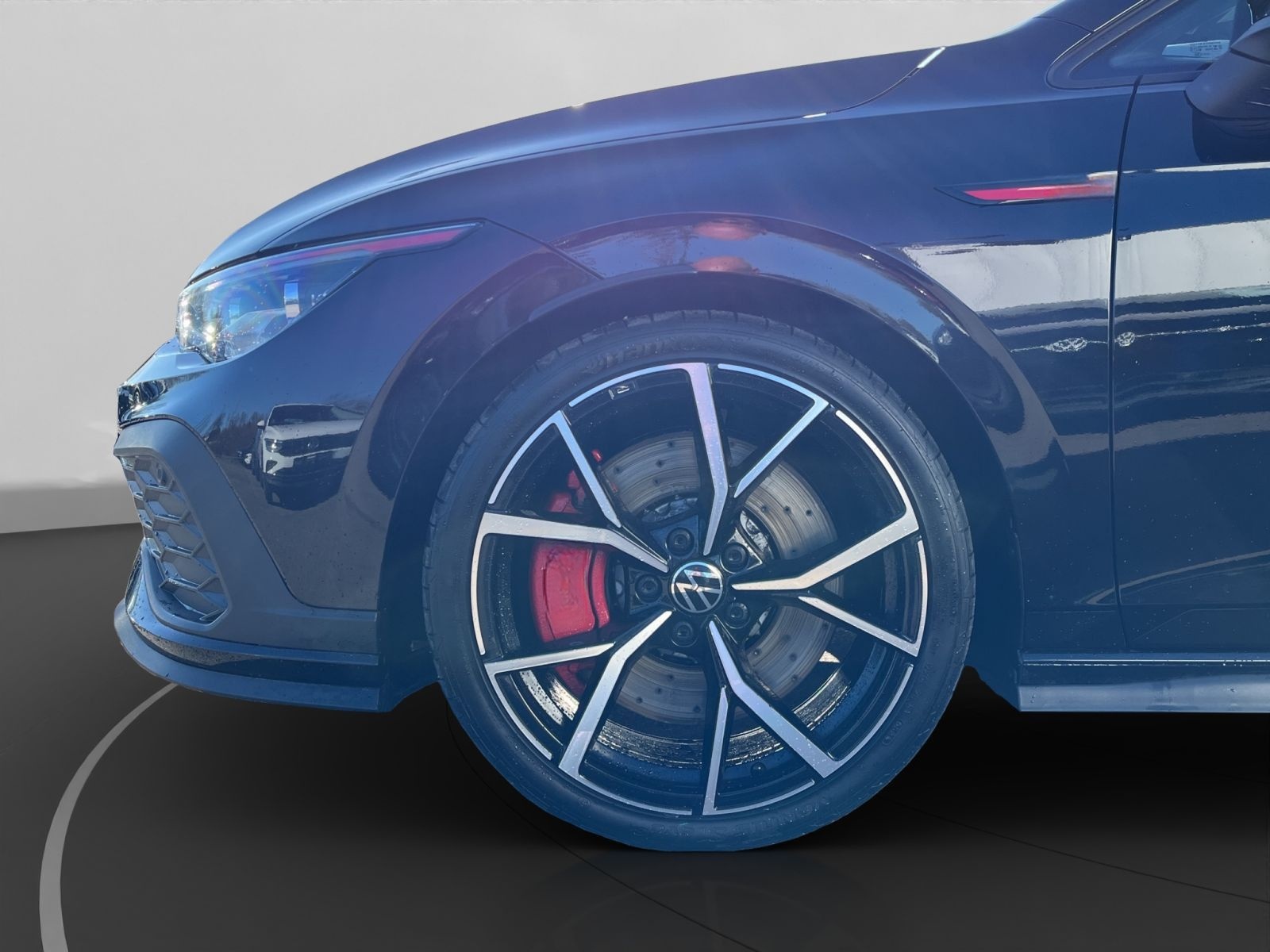 Volkswagen Golf VIII GTI Clubsport Pano+Matrix+Navi+ACC+Kam foto 11