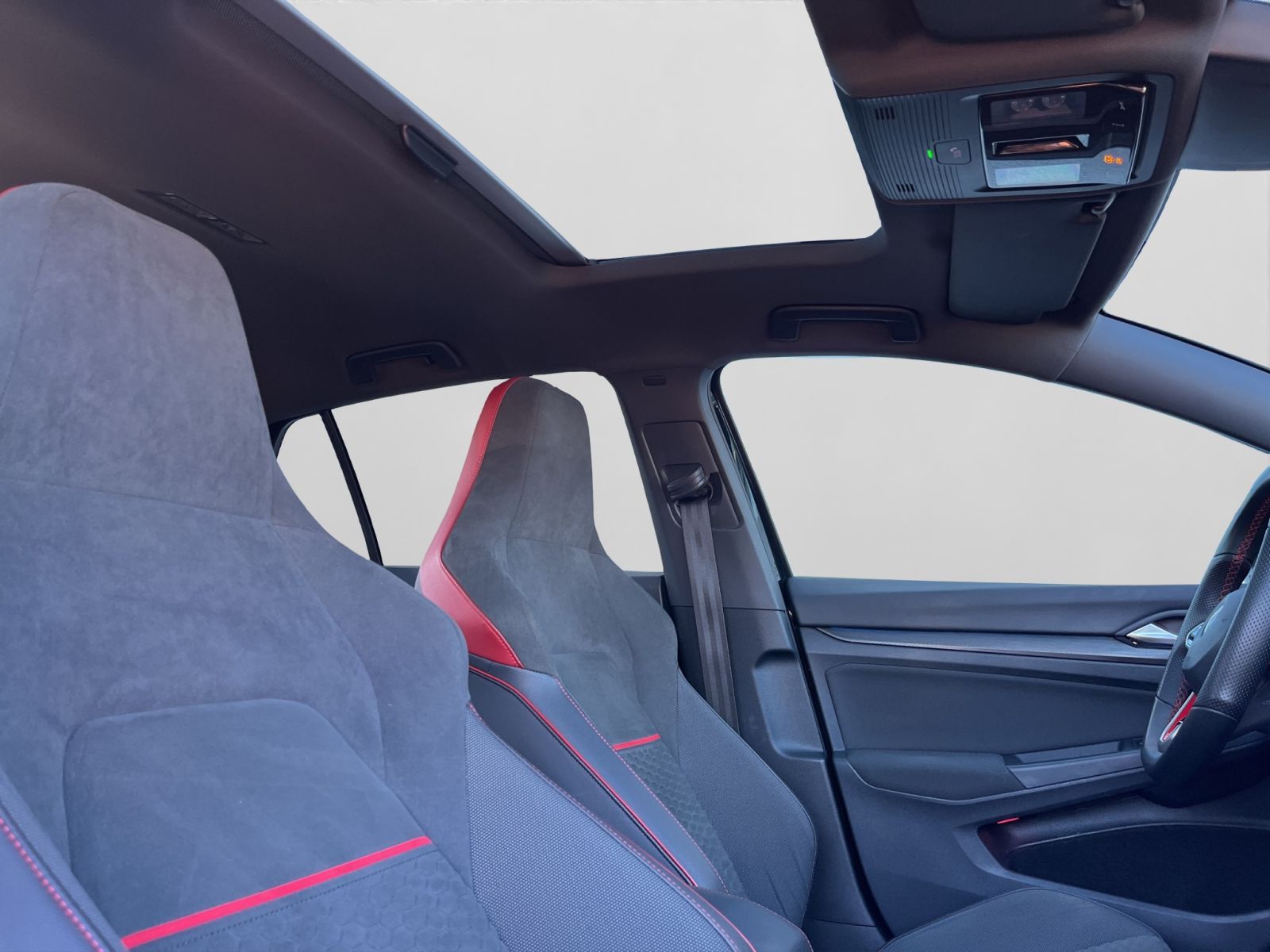 Volkswagen Golf VIII GTI Clubsport Pano+Matrix+Navi+ACC+Kam foto 21