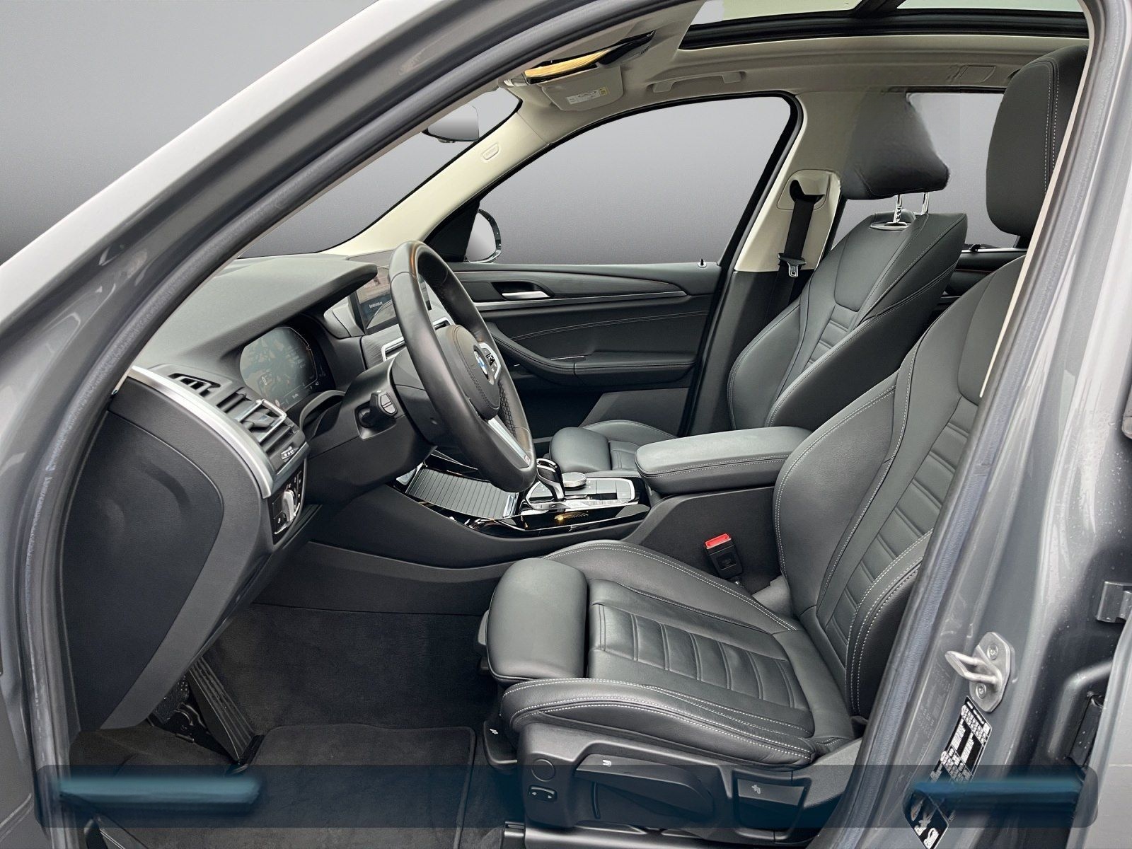 BMW X3 xDrive30i Navi+Pano+SHZ+HiFi+Fernl.Ass+LED foto 12