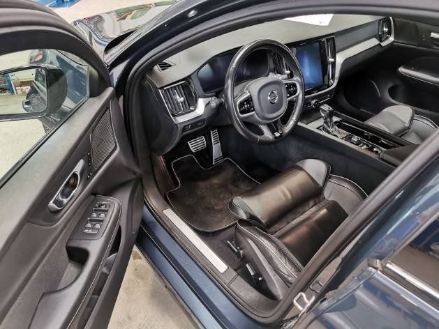 Volvo S60 T4 R Design Aut. foto 6