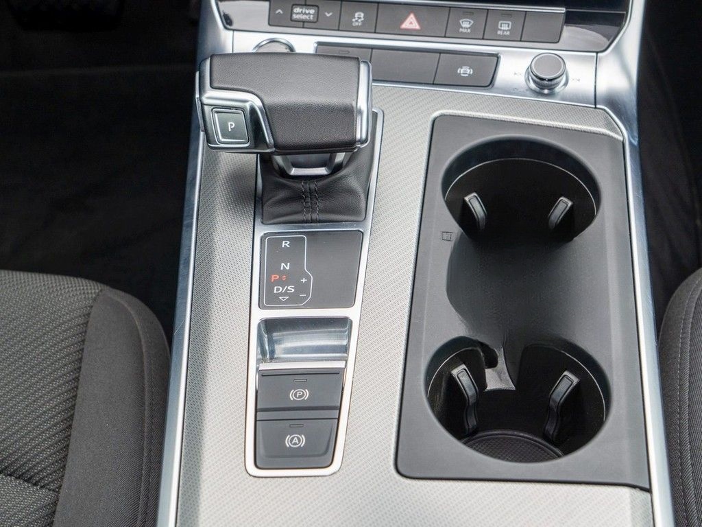 Audi A6 Avant 50 TFSIe S line Matrix ACC Kamera PDC+ foto 17