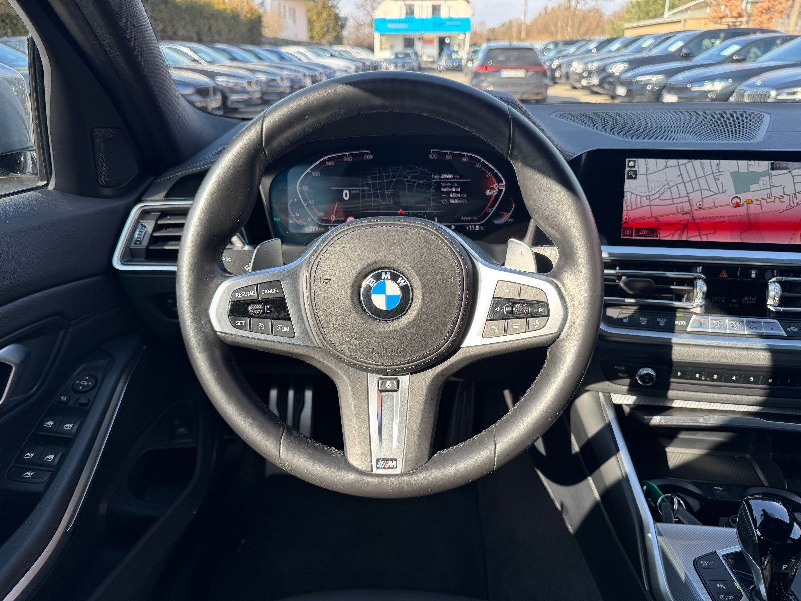 BMW 330 i M Sport*Kamera*Lenkradheizung*HIFI*AHK foto 20