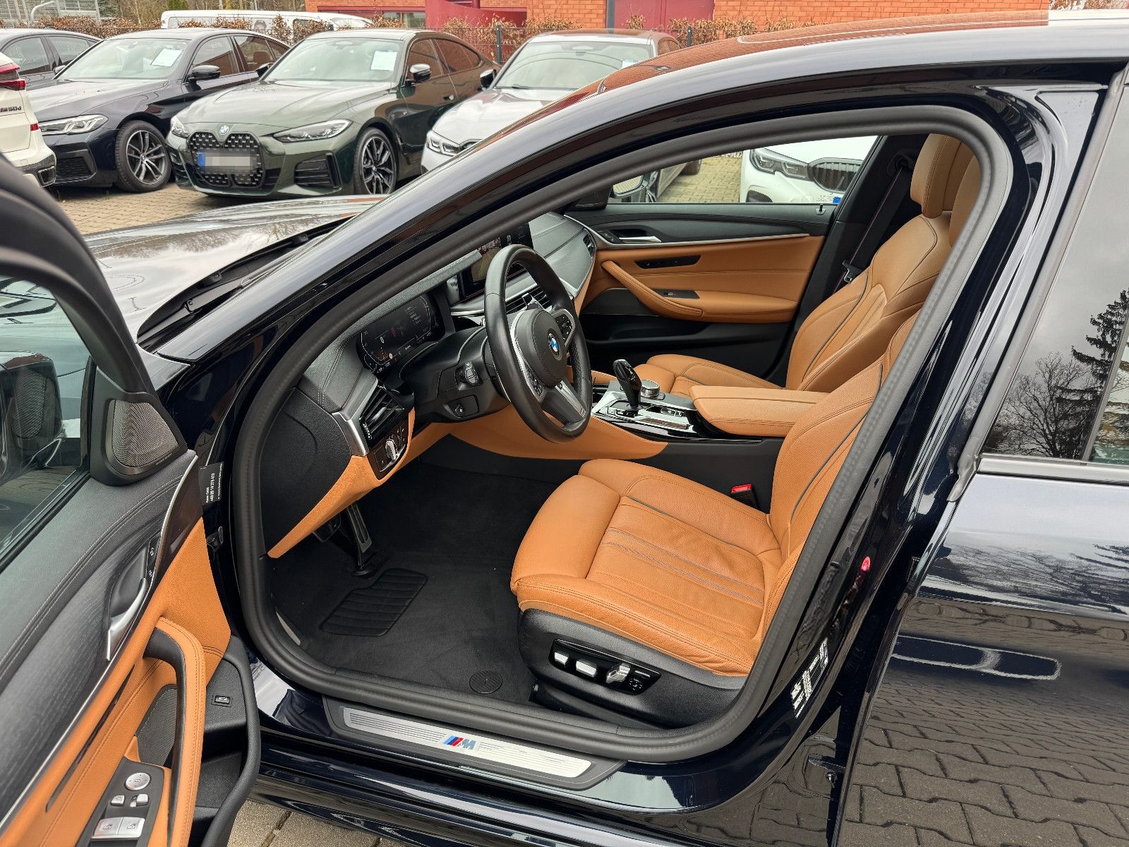 BMW 530d A M-Sport*Massage*Laser*Memory*HuD*Glasdach foto 12