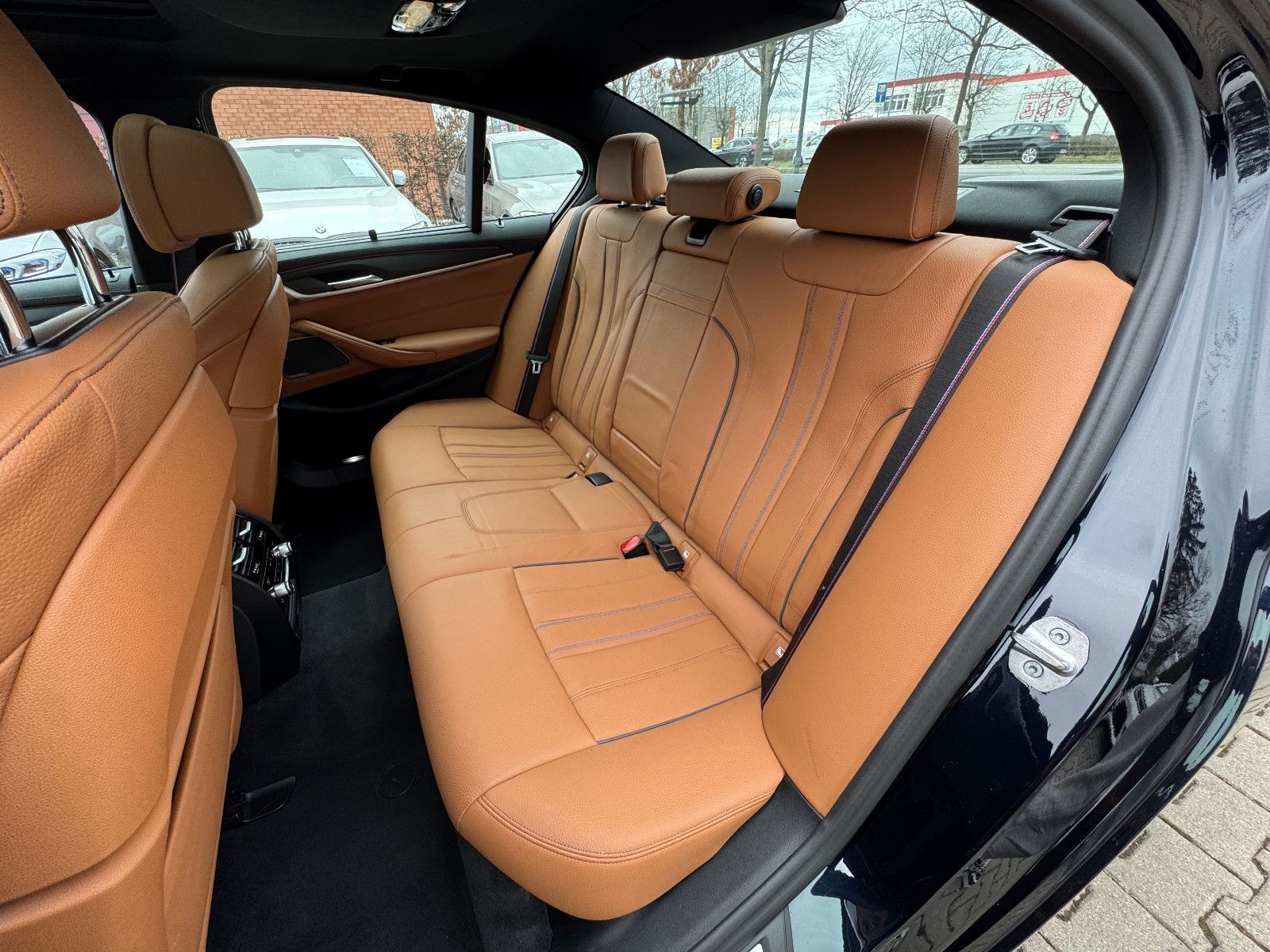 BMW 530d A M-Sport*Massage*Laser*Memory*HuD*Glasdach foto 19