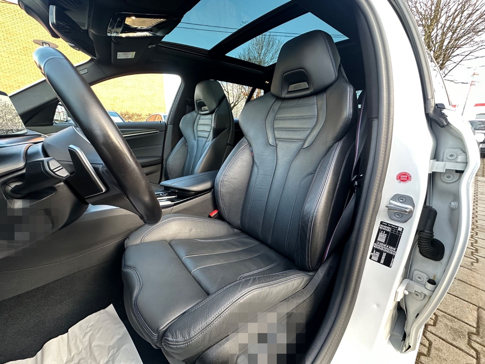 BMW 530d T M-Sport*Laser*Pano*M-Sitze*Standhz*HeadUp foto 11