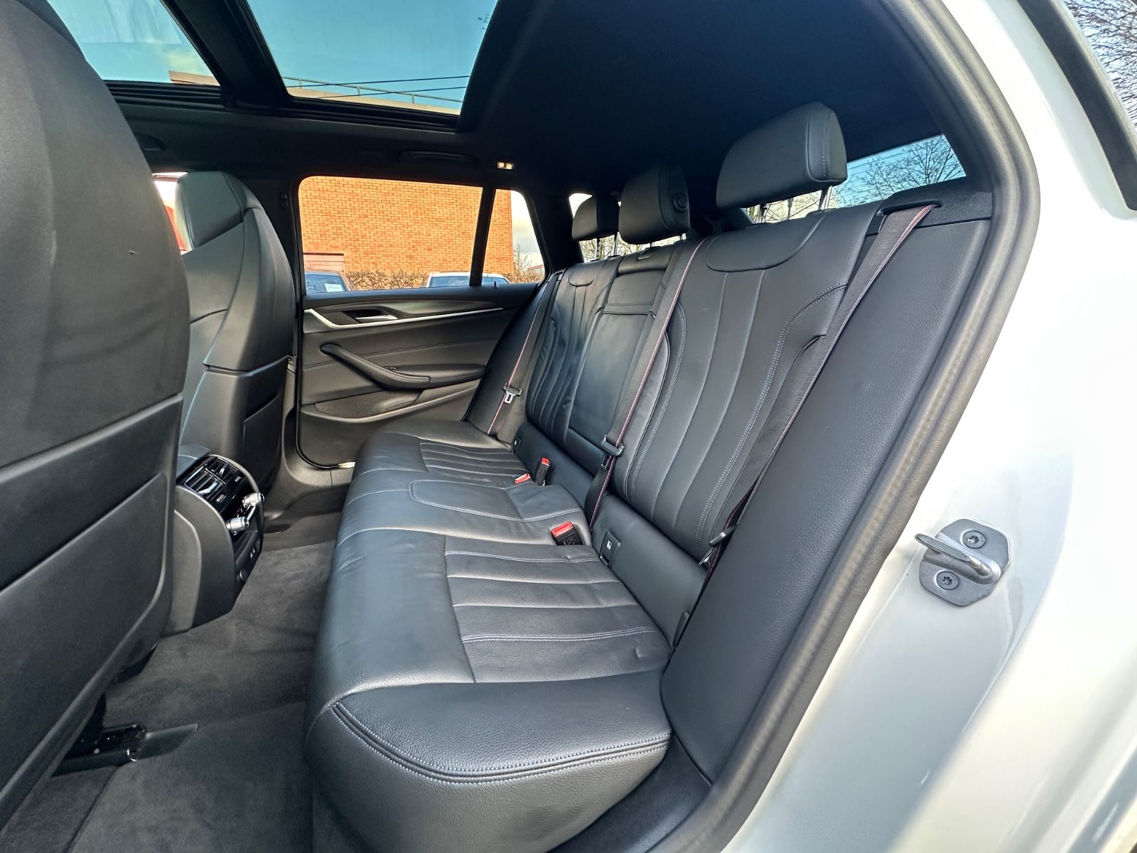 BMW 530d T M-Sport*Laser*Pano*M-Sitze*Standhz*HeadUp foto 21