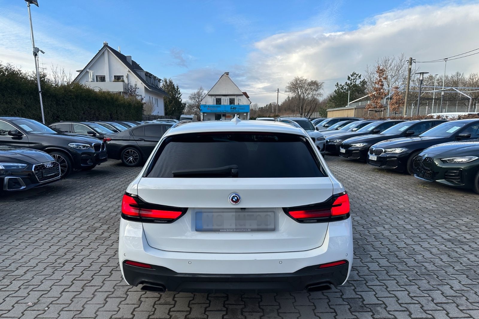 BMW 530d T M-Sport*Laser*Pano*M-Sitze*Standhz*HeadUp foto 4
