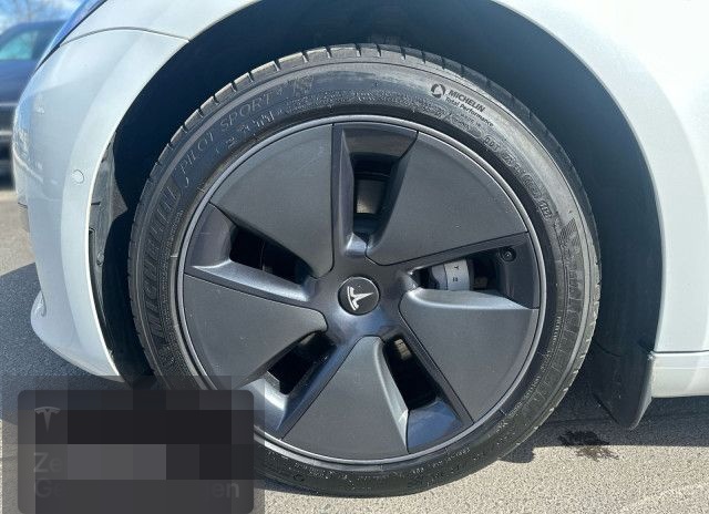 Tesla Model 3 Long Range AWD foto 7