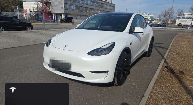 Tesla Model Y Long Range AWD foto 2