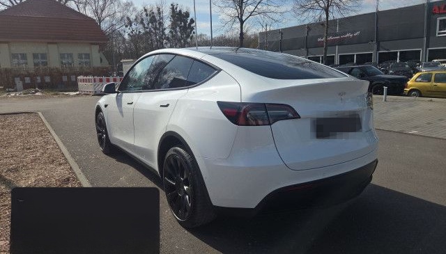Tesla Model Y Long Range AWD foto 5