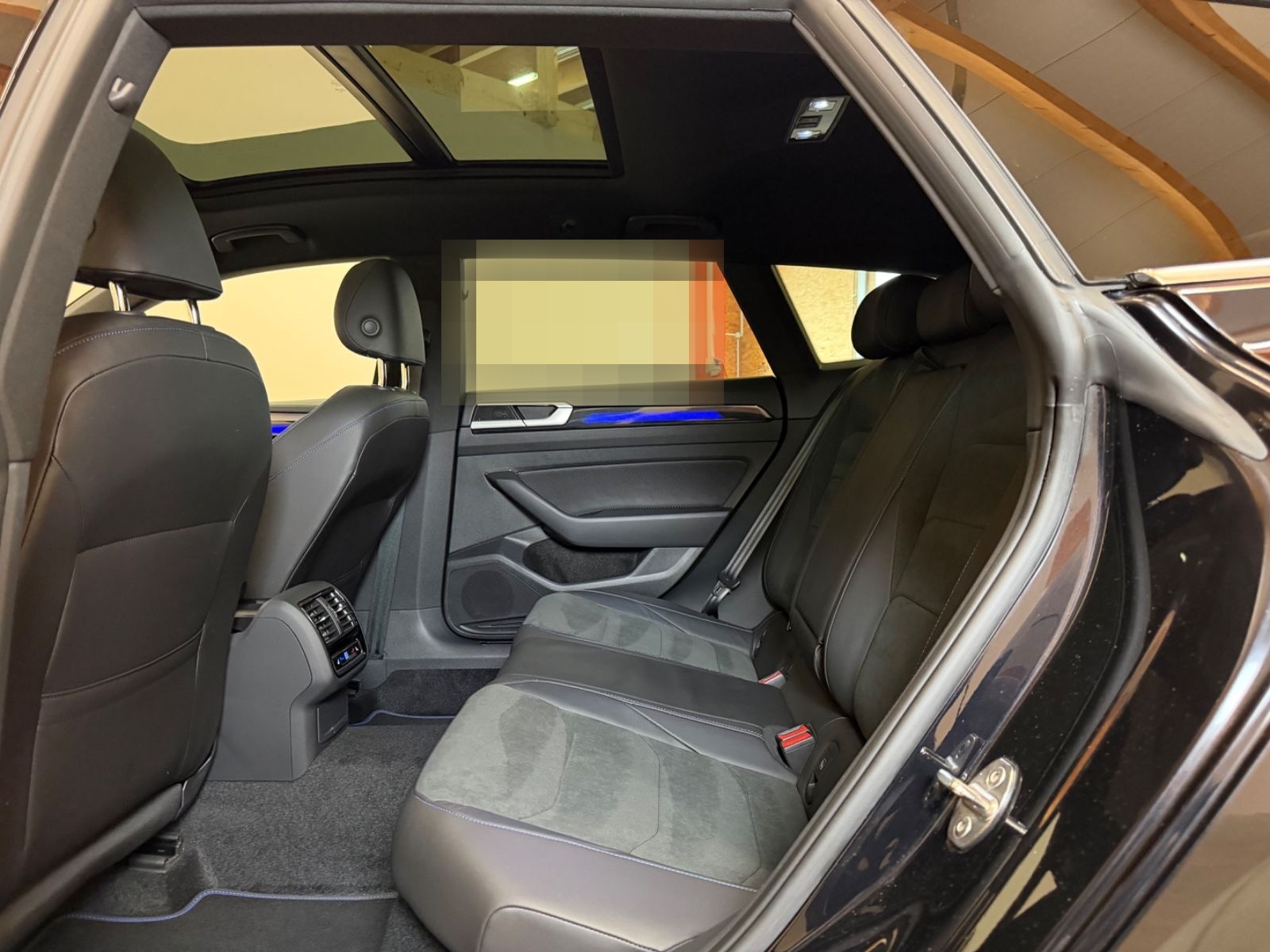 Volkswagen Arteon SB R 4M/LED/PANO/AHK/R-KAM/4xSHZ/ACC/NAVI foto 23