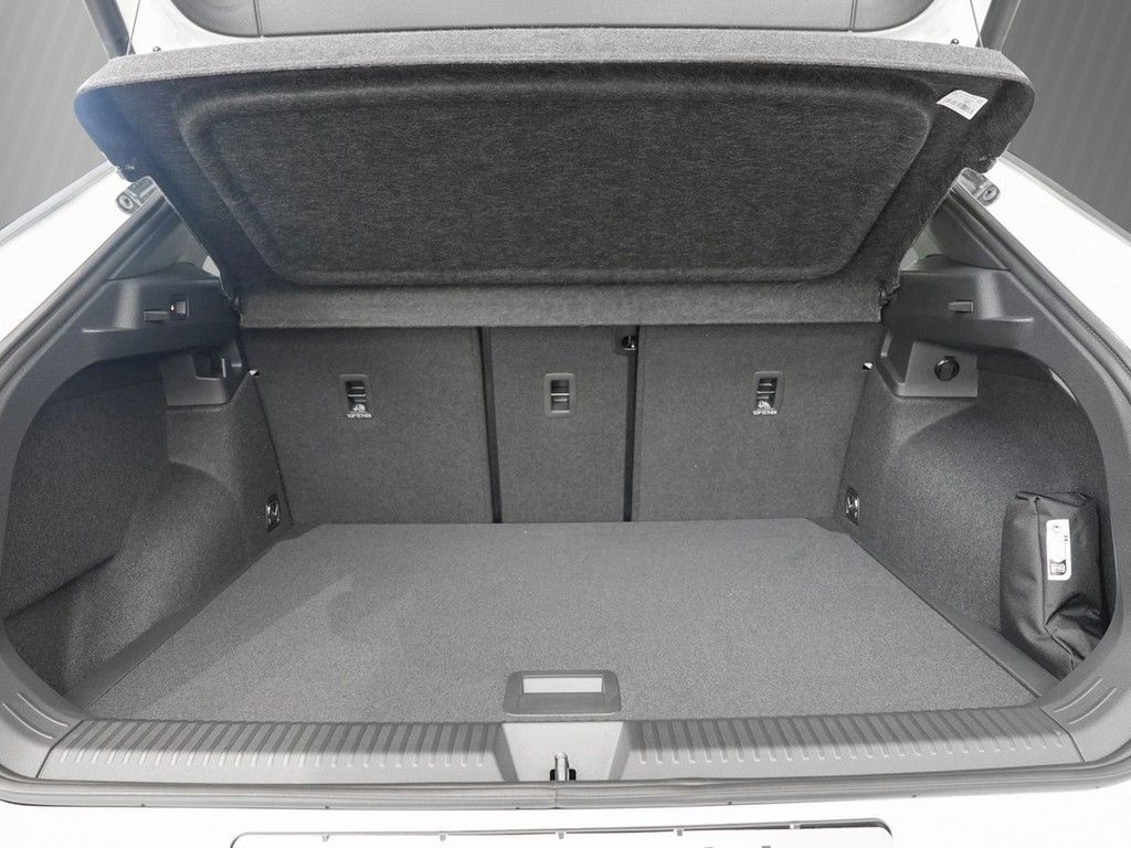 Volkswagen T-Roc 1.5 l eTSI OPF DSG R-Line VSA foto 6