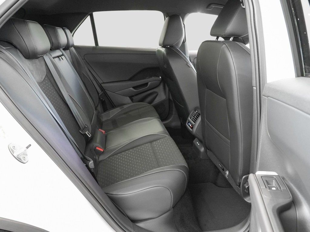 Volkswagen T-Roc 1.5 l eTSI OPF DSG R-Line VSA foto 10