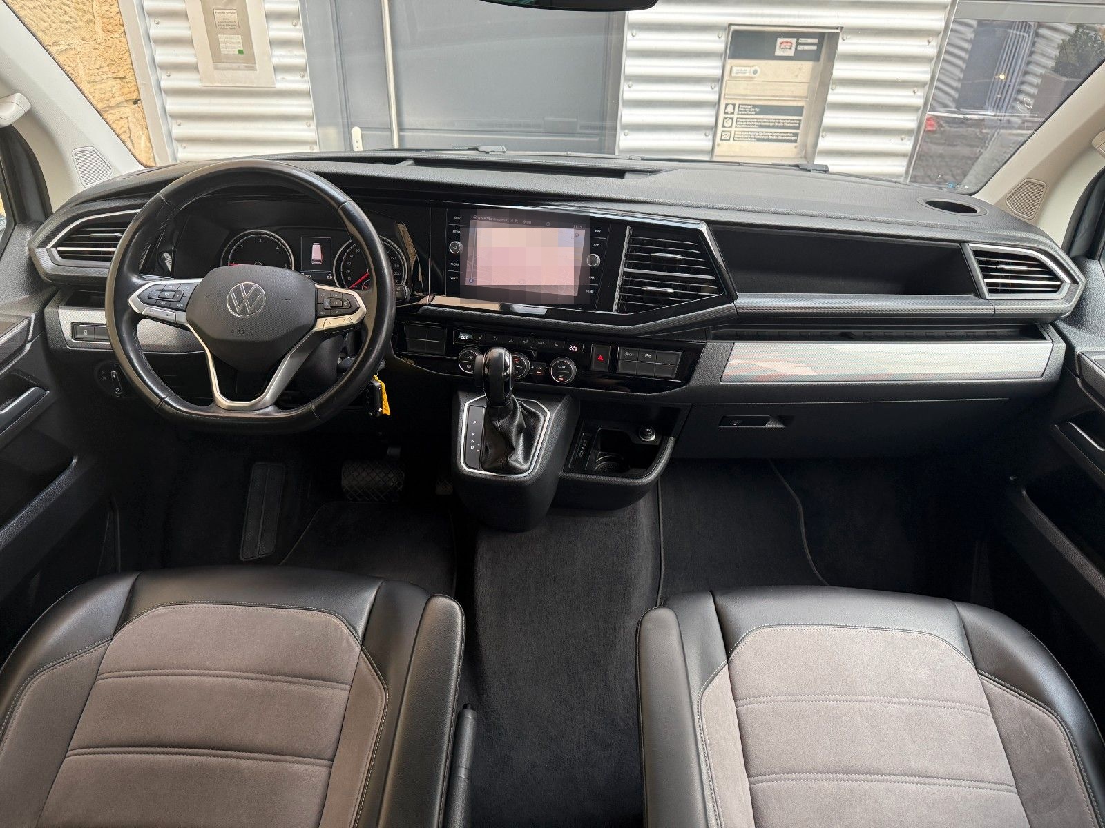 Volkswagen T6.1 Multivan Generation Six Nav LED AHK App Cam foto 11