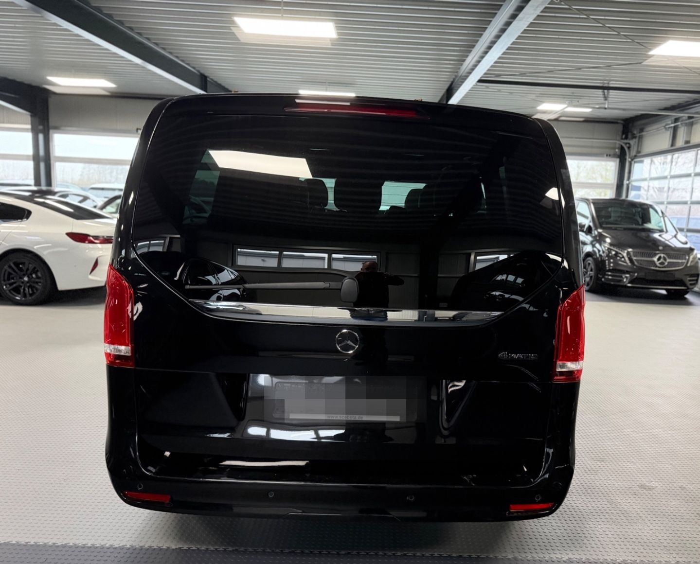 Mercedes-Benz V300d 4M Lang AMG - 8S-ACC-2xEl.Tür-Pano-RFK-19Z foto 3