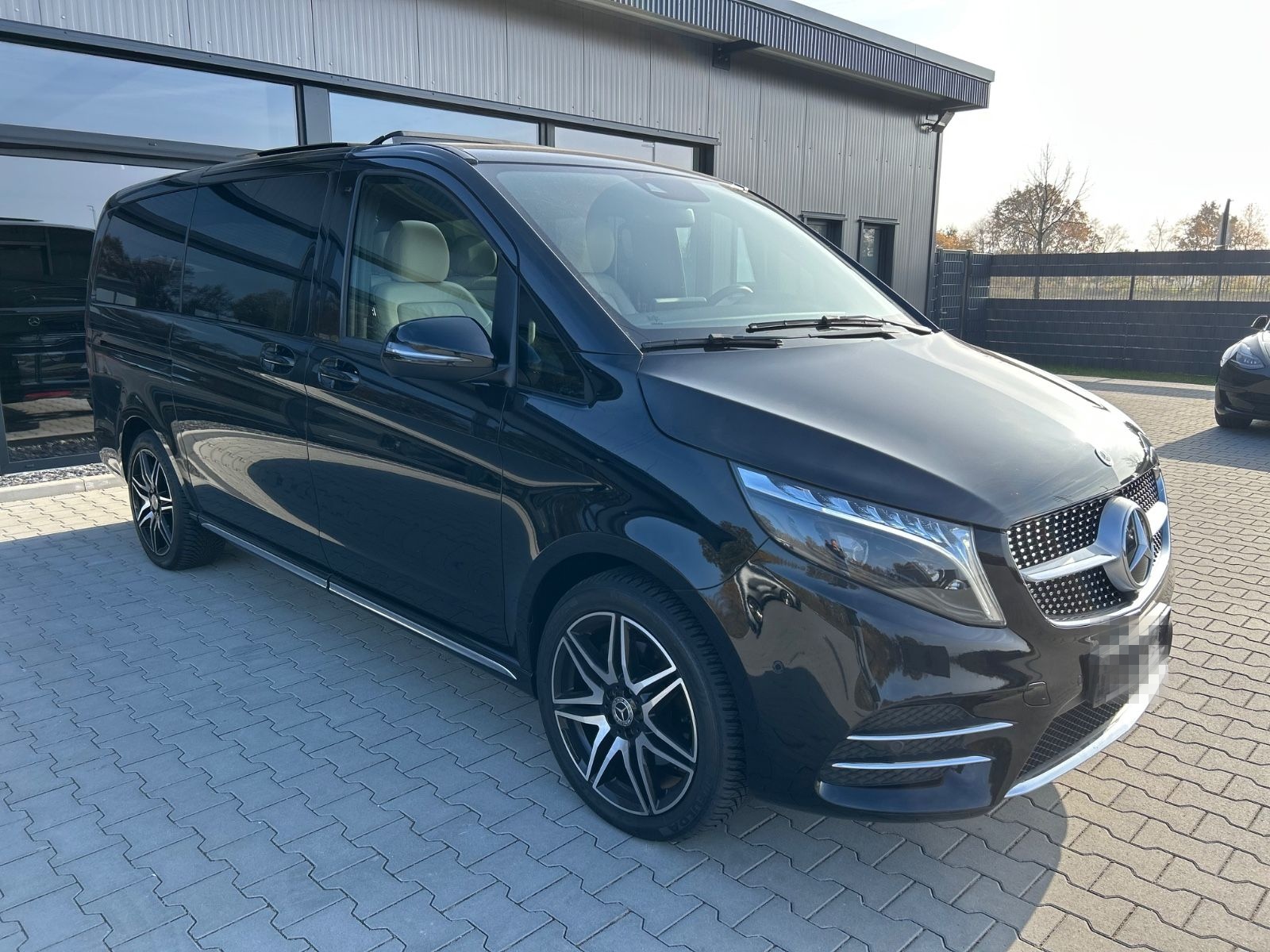 Mercedes-Benz V300d 4M Lang AMG - 8S-ACC-2xEl.Tür-Pano-RFK-19Z foto 6