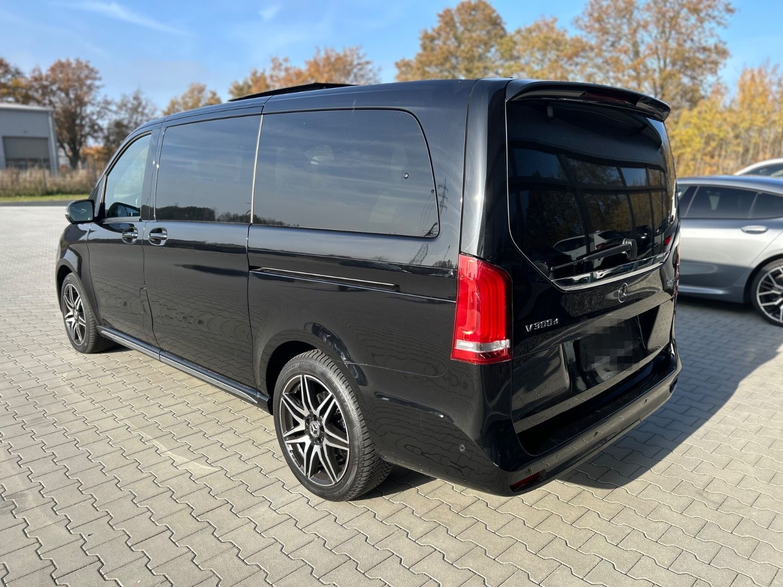 Mercedes-Benz V300d 4M Lang AMG - 8S-ACC-2xEl.Tür-Pano-RFK-19Z foto 9