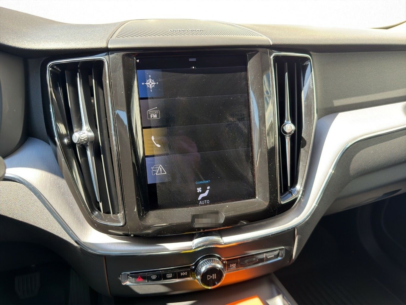 Volvo XC60 D3 Diesel Momentum Pro 2WD foto 12