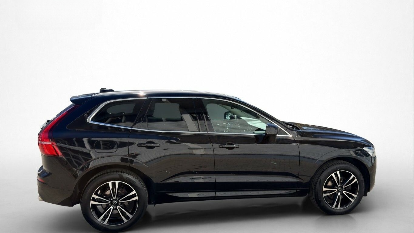 Volvo XC60 D3 Diesel Momentum Pro 2WD foto 7