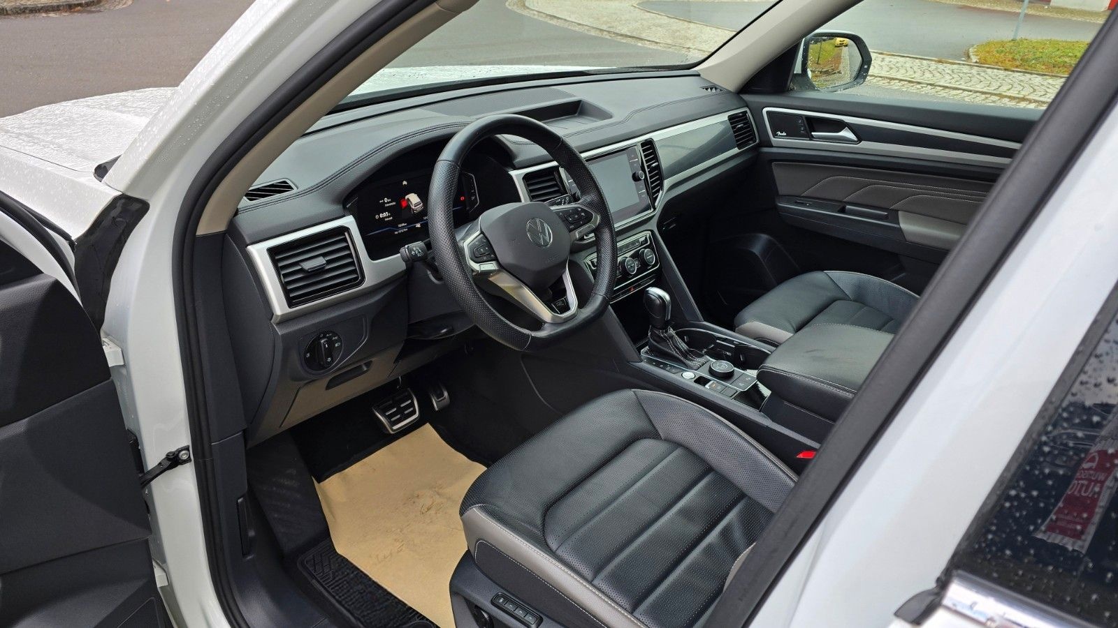 Volkswagen Atlas R-Line foto 6