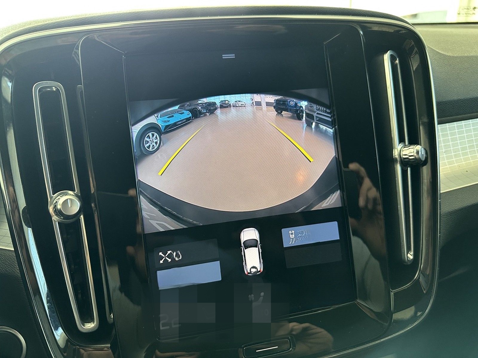 Volvo XC40 B4 Momentum Pro AWD LED Navi Kamera foto 18