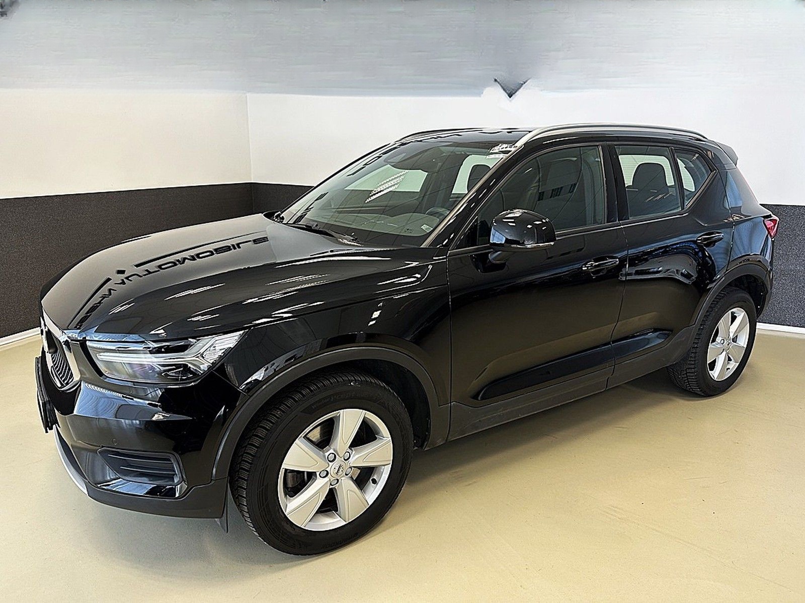 Volvo XC40 B4 Momentum Pro AWD LED Navi Kamera foto 3