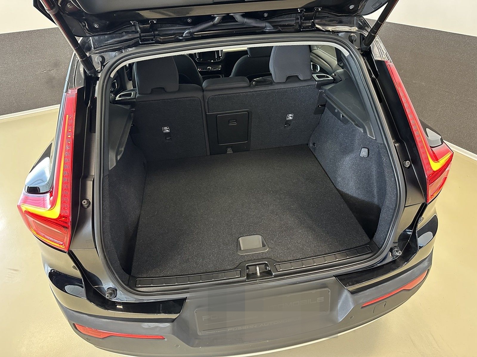 Volvo XC40 B4 Momentum Pro AWD LED Navi Kamera foto 21