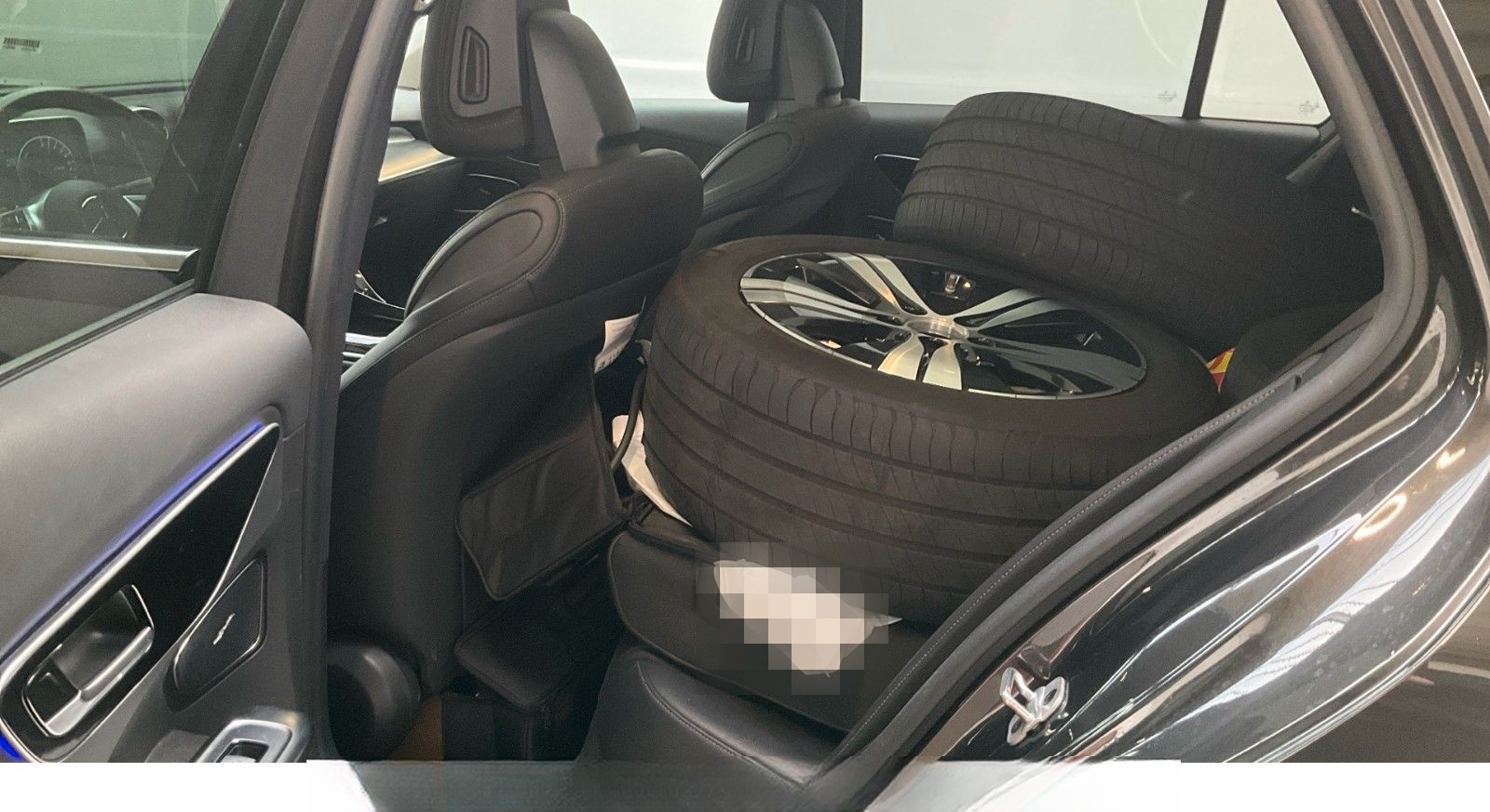 Mercedes-Benz C 300 e Avantgarde|Distronic+|HUD|Pano|Kam|Leder foto 14