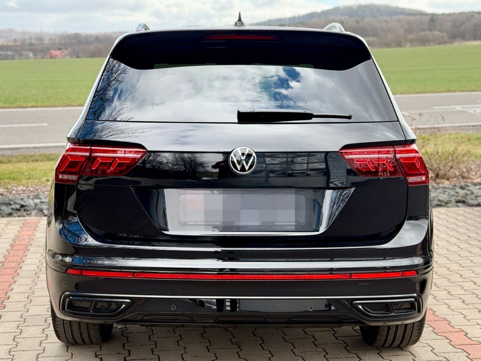Volkswagen Tiguan R-Line 4Motion DSG Matrix Kamera Sound foto 6