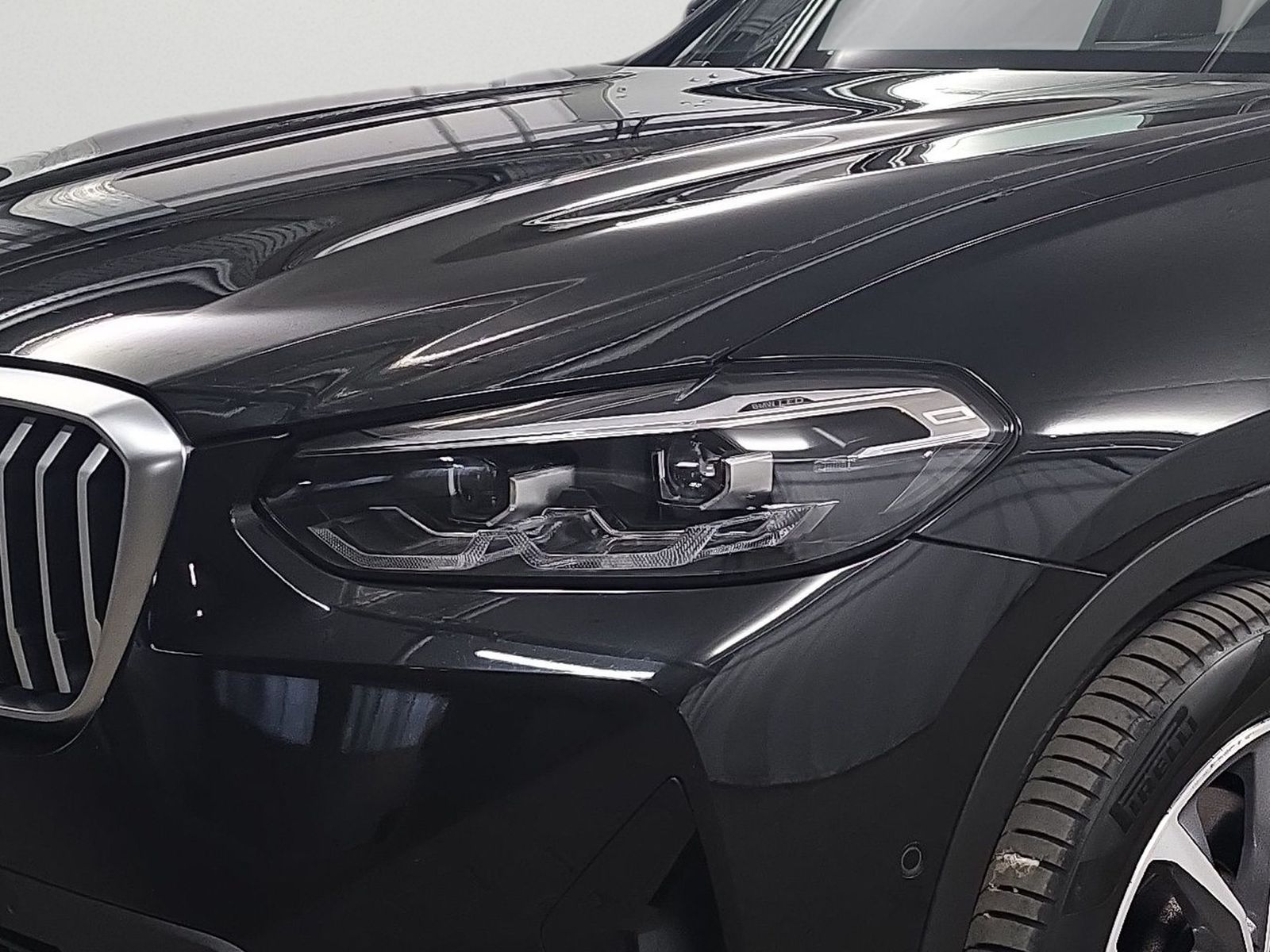 BMW X3 xDrive30d AHK*Panoramadach*Leder*19" foto 5