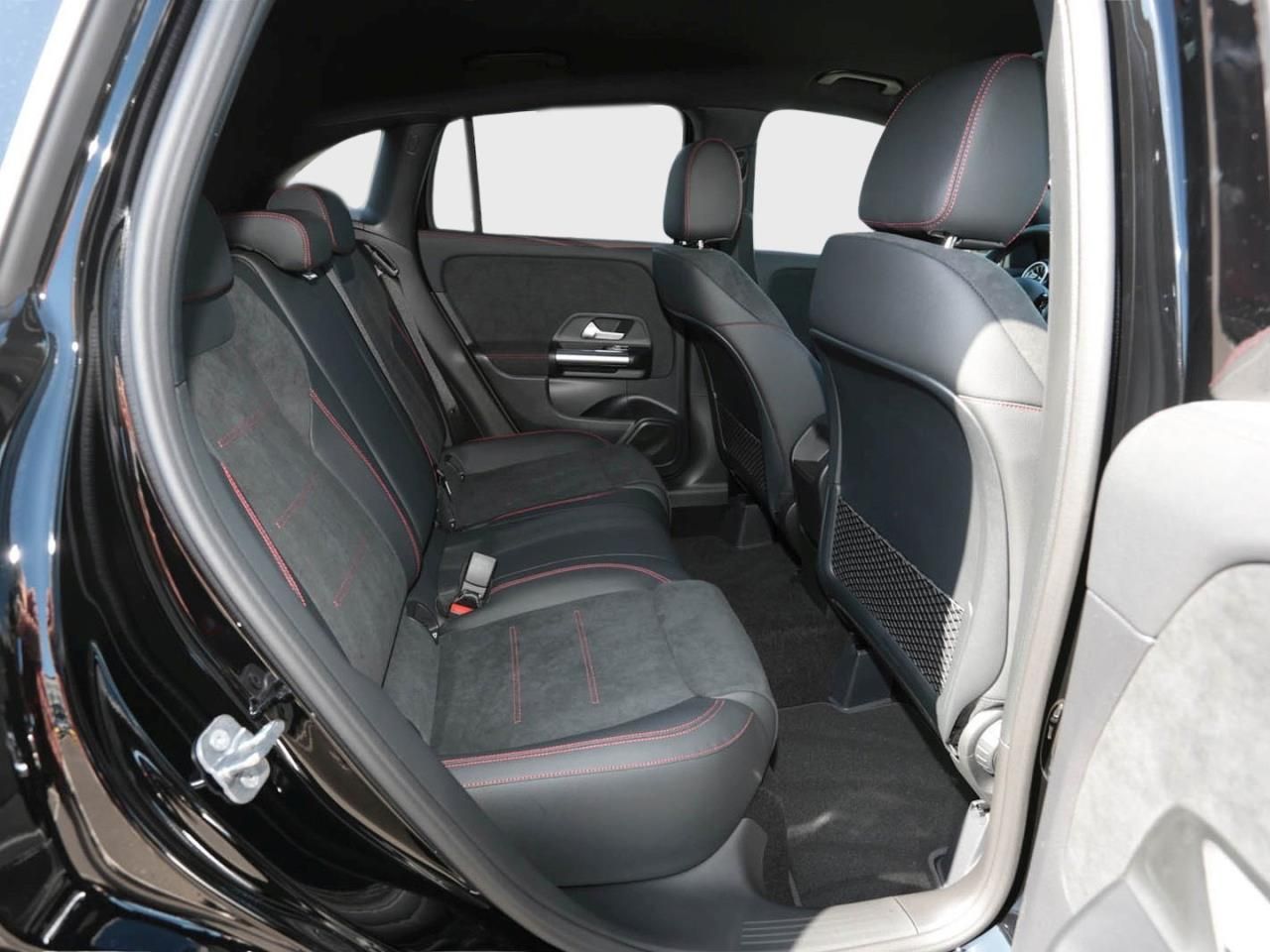 Mercedes-Benz GLA 200 AMG MBUXNavi-Prem. Kamera Easy-Pack AHK foto 11