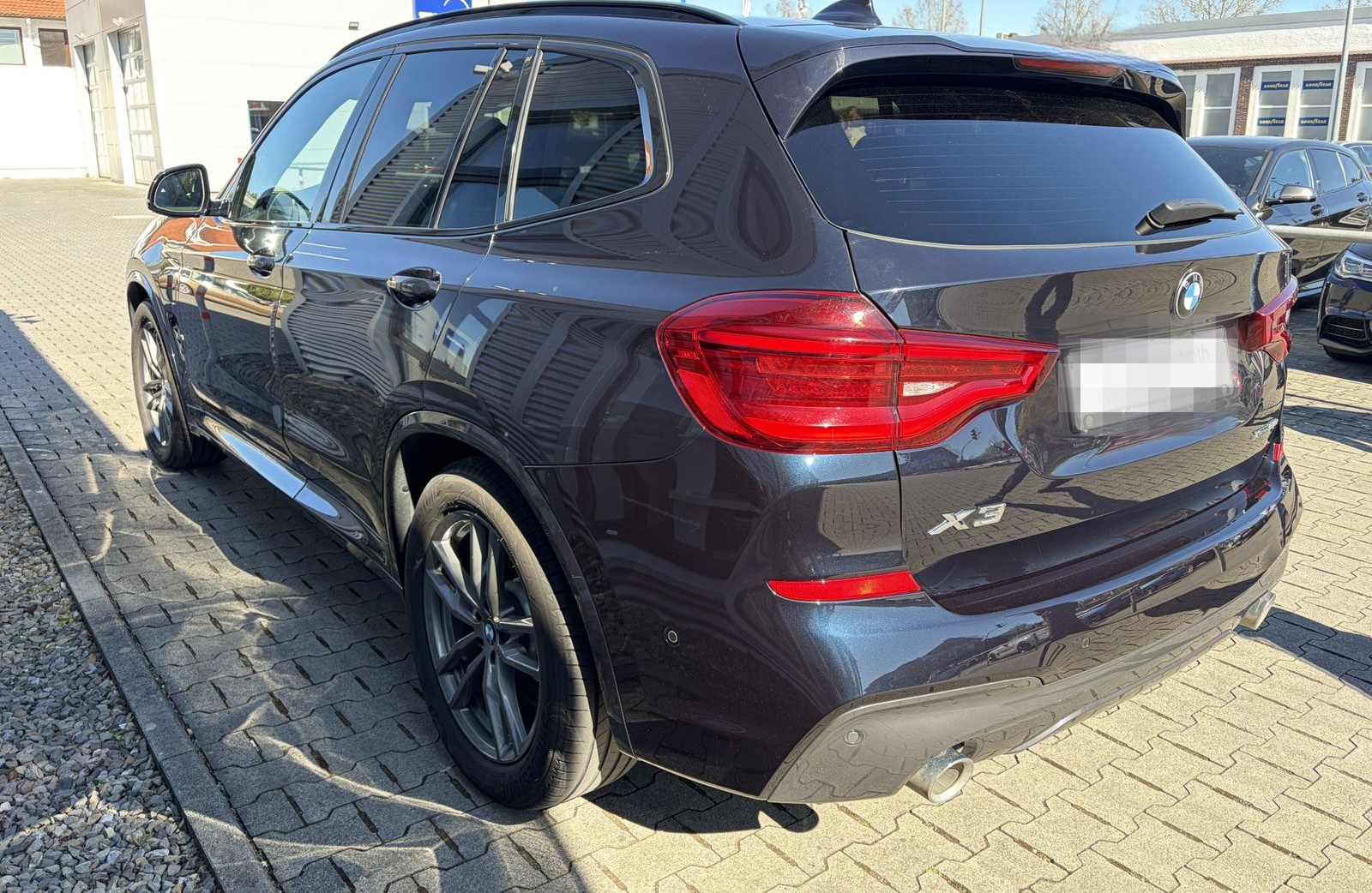 BMW X3 xDrive30e MSport HeadUp DrivAssPl KeyLess Ada foto 4